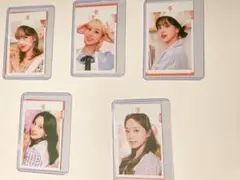 TWICEのトレカ10枚全員分あります