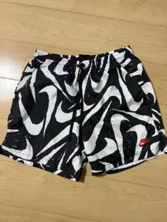 NIKE スウォッシュ　ショートパンツ Lサイズ