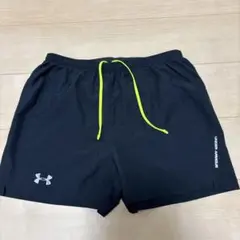 Under Armour ショートパンツ