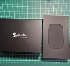 BALMUDA Phone SIMフリーホワイト128GB 専用ワイヤレス充電付