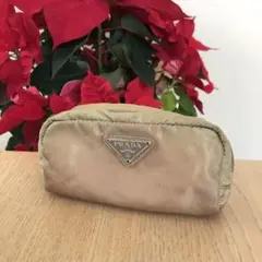 プラダ ベージュポーチ
