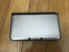ニンテンドー3DS LL シルバー×ブラック