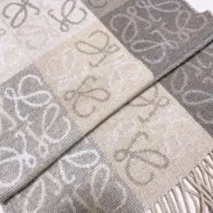 【正規品】LOEWE アナグラム マフラー ホワイト ベージュ