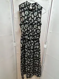 花柄ノースリーブロングワンピース