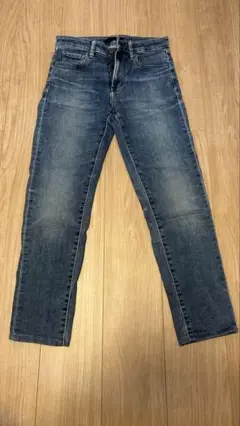 ダークブルーストレートデニムパンツ