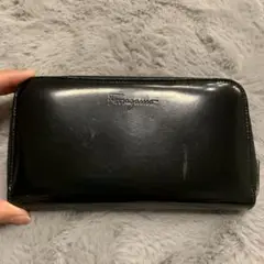 Ferragamo 長財布
