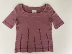 シビラ 刺繍入りカットソー