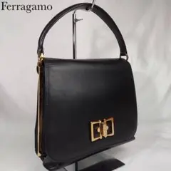 【極美品⭐️】フェラガモ がま口 ターンロック ハンドバッグ 金具 レザー 黒