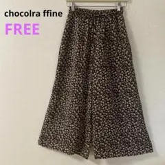 【chocolraffine】ガウチョパンツ　キュロット　ワイドパンツ　花柄 F