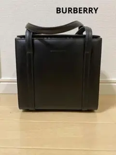バーバリー バッグ 黒ロゴ 革