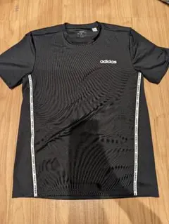 アディダス　ウェア　半袖　Tシャツ　黒　М　メンズ