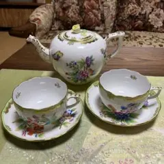 ヘレンド ヴィクトリアブーケ ティーセット