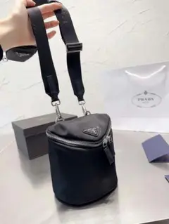 プラダ prada