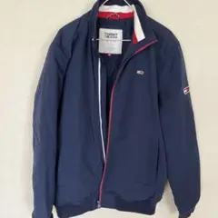 Tommy jeansナイロンジャケットMサイズ美品