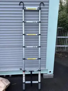 Item thumbnail for item cfa466fb-0eb9-43bf-932a-c13f61dfe84a