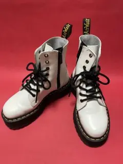 Item thumbnail for item 3b488505-96d5-4491-b310-2e2c17400b60