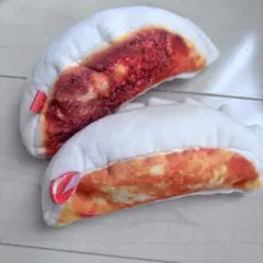 焼きたて！ まんぷく餃子 ポーチ 2種