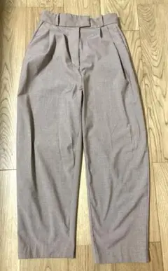 H&M テーパードパンツ　36
