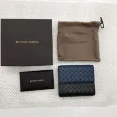 ボッテガヴェネツタ 二つ折り財布 手に馴染む