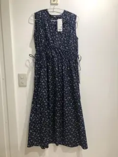 ユニクロ　UNIQLO コットンギャザーワンピース　ワンピース 花柄　小花柄