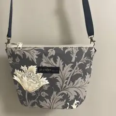 ウィリアムモリス・アネモネ柄　ショルダーバッグ　ハンドメイド
