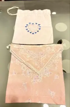 未使用　花柄レース付き　ハート柄　ピンク　巾着袋　２つ