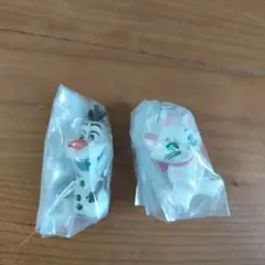 ディズニーガチャガチャ キーホルダー マリー オラフ