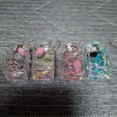 サンリオ　オイルチャーム　キーホルダー　4種セット　アミューズメント景品