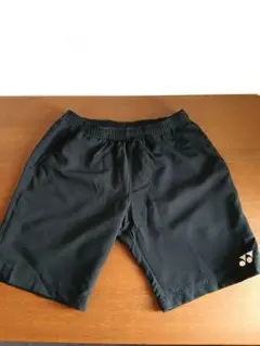 YONEX　ブラック　ハーフパンツ　Mサイズ