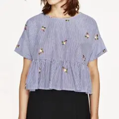 ZARA BASIC 花柄刺繍 フリルトップス