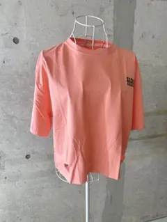 コーラルピンク Tシャツ