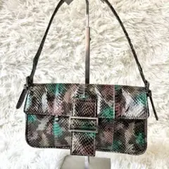 カラー パイソン柄 ワンショルダー バックル付き ハンドバッグ