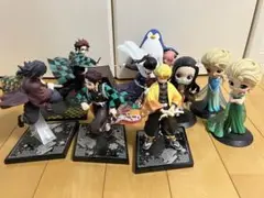 まとめ売りフィギュアセット　一番くじ鬼滅、Qposketアナ雪、他、9体セット