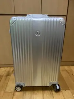 【新品未使用】ベンツ キャリーバック65L カバーあり。