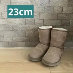 Item thumbnail for item e7ef15c8-e0dc-4655-b03c-f79766f81a5a
