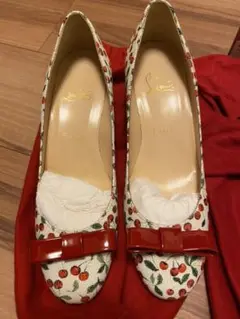 Christian Louboutin ルブタン チェリー柄 パンプス