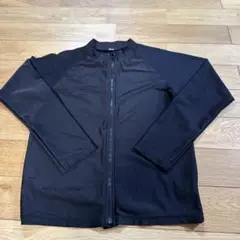即購入◎【西松屋】130cm ラッシュガード