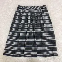 美品★アンタイトル★ひざ丈プリーツスカート0ネイビーグレー　ボーダー　ラメ