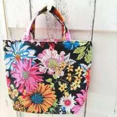 1643】ハンドメイド★ミニミニトートバッグ★ブラックビビッドカラーの花柄