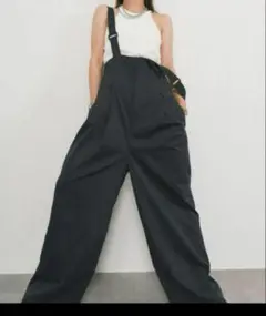 美品　HANNE サスペンダートラウザー　サロペット　ネイビー