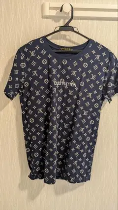 ✨ルイビトンTシャツ！オシャレ！