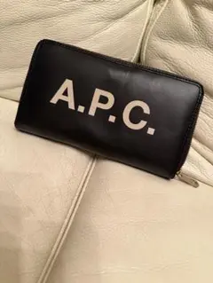 アーペーセー　A.P.C 長財布　お値引き不可❌