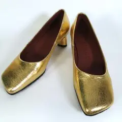 美品 ピュコモダ パンプス スクエアトゥ メタリック ゴールド 36