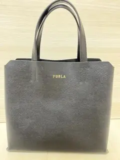 FURLA ブラック トートバッグ OLLIE