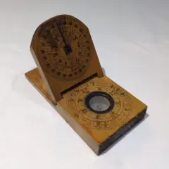中国の日時計・コンパス