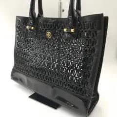 美品✨ Tory Burch ハンドバッグ エナメル ゴールドロゴ 肩掛け A4
