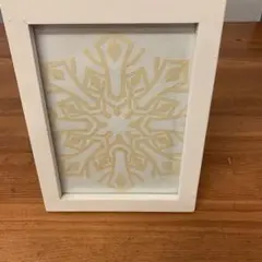 雪の結晶デザインのアートフレーム