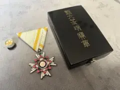 【極美品★希少品】造幣局製 瑞宝六等章 略章勲章 外箱付き