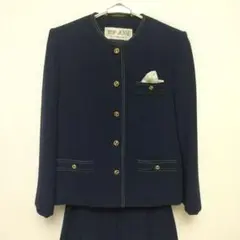 Item thumbnail for item cec86272-6c54-434e-a070-a8c8c40f20ee