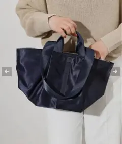 美品⭐︎ RELUME ナイロントートバッグ　ネイビー